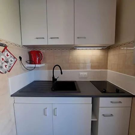 Cosy 4 Pers Avec Terrasse, Parking Securise, Proche Commerces A - Fr-1-326-591 Apartment