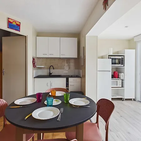 Pour 4, Terrasse Sud-est, Parking Prive - Fr-1-326-591 Апартаменты